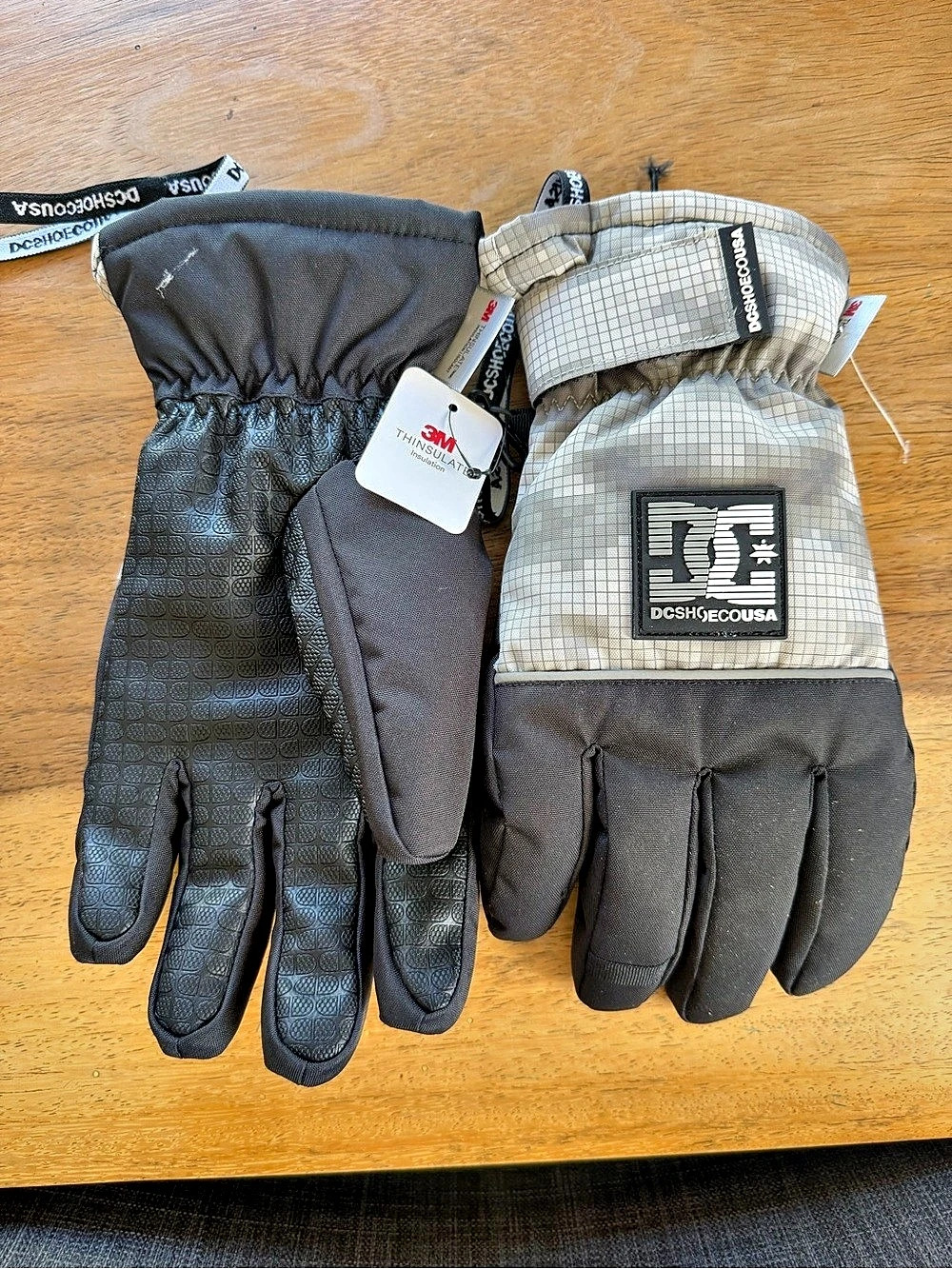 DC Shoes Men's Franchise Insulated Gloves Gray & Black